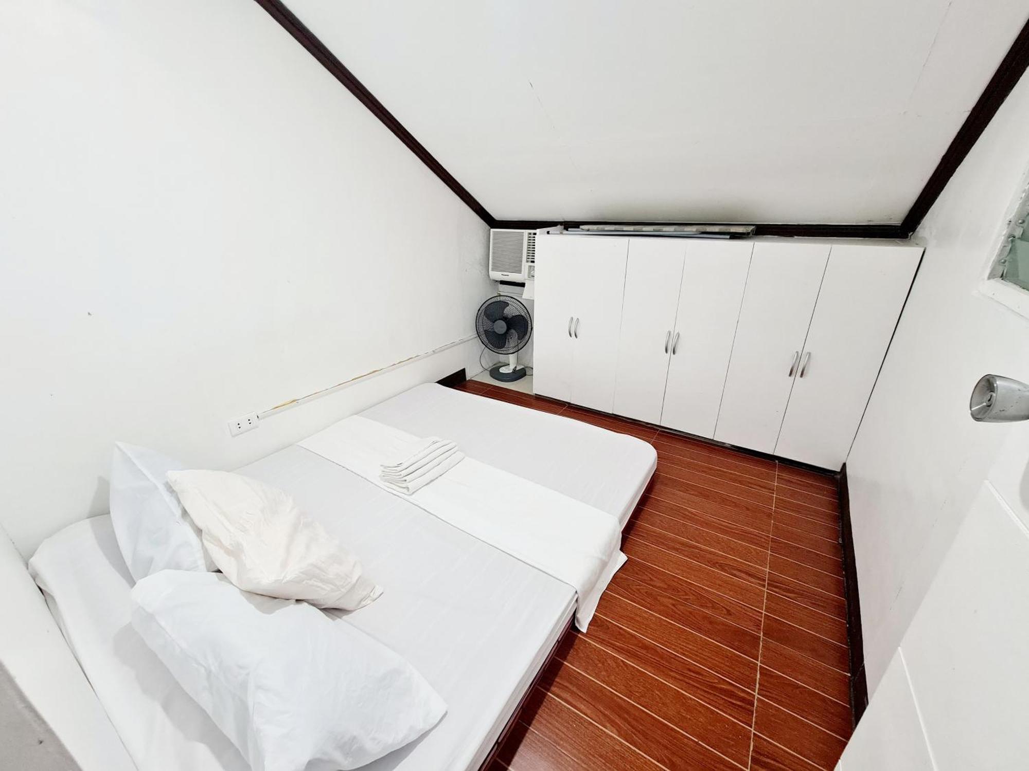 Calapan City Fully Furnished House Transient Near Xentromall L39 Esterno foto
